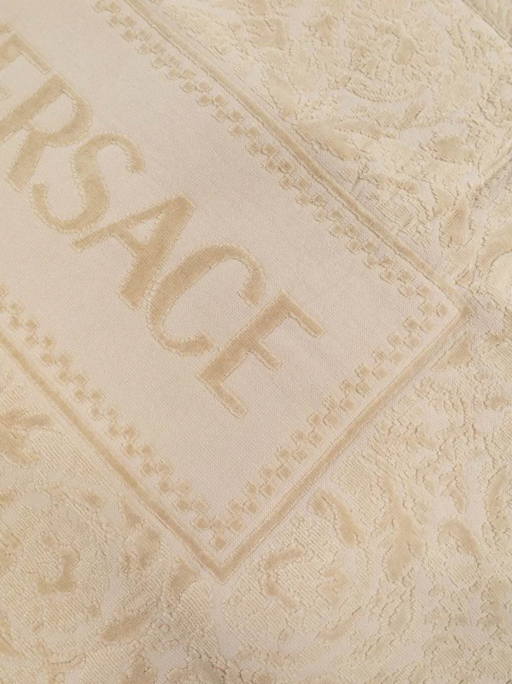 Versace logo-jacquard bath mat | Towels & Bath Robes | Image 2