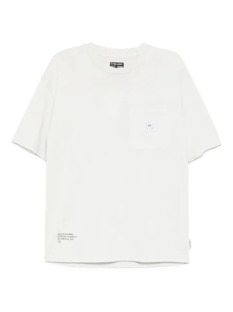 izzue logo patch t-shirt
