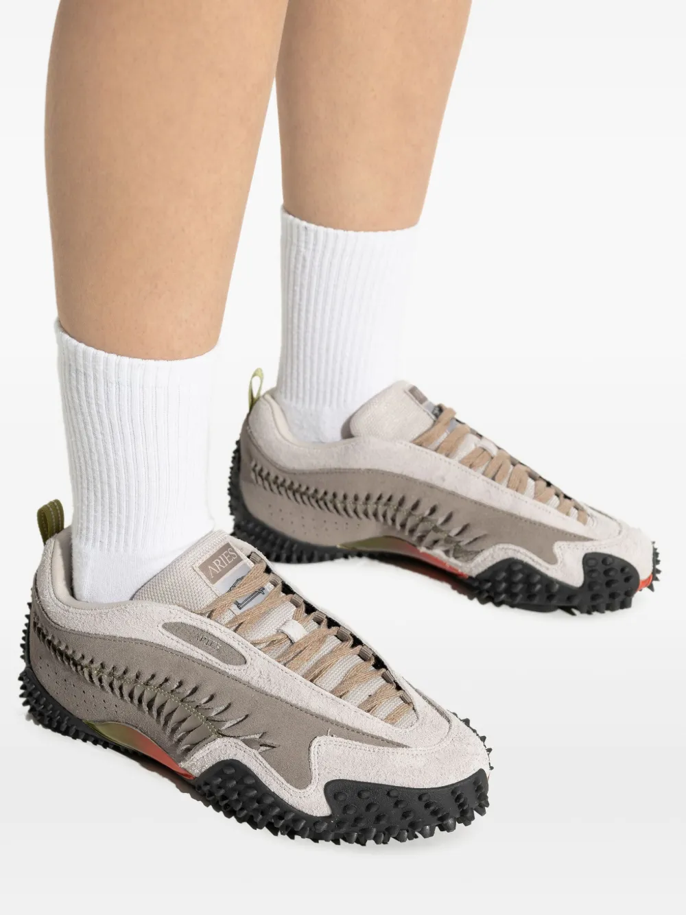 PUMA x Aries 'Mostro' スニーカー | グレー | FARFETCH JP