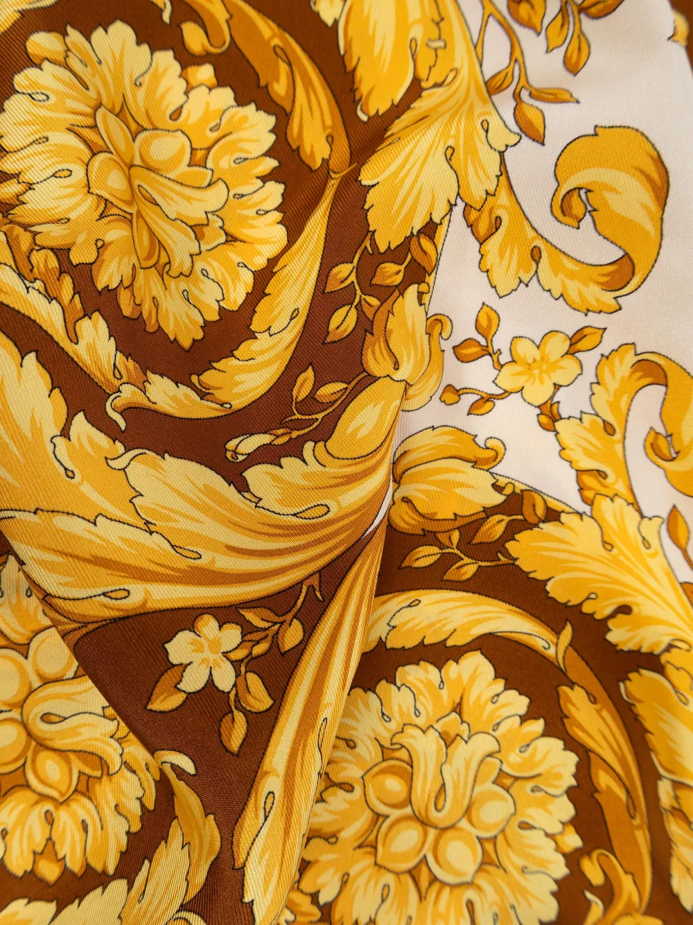 Versace mascada estampada | Hombre | Image 2