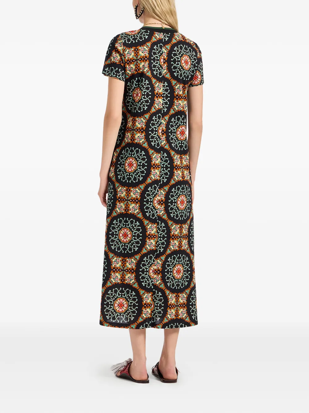 La DoubleJ Sporty Swing midi-jurk met korte mouwen Zwart