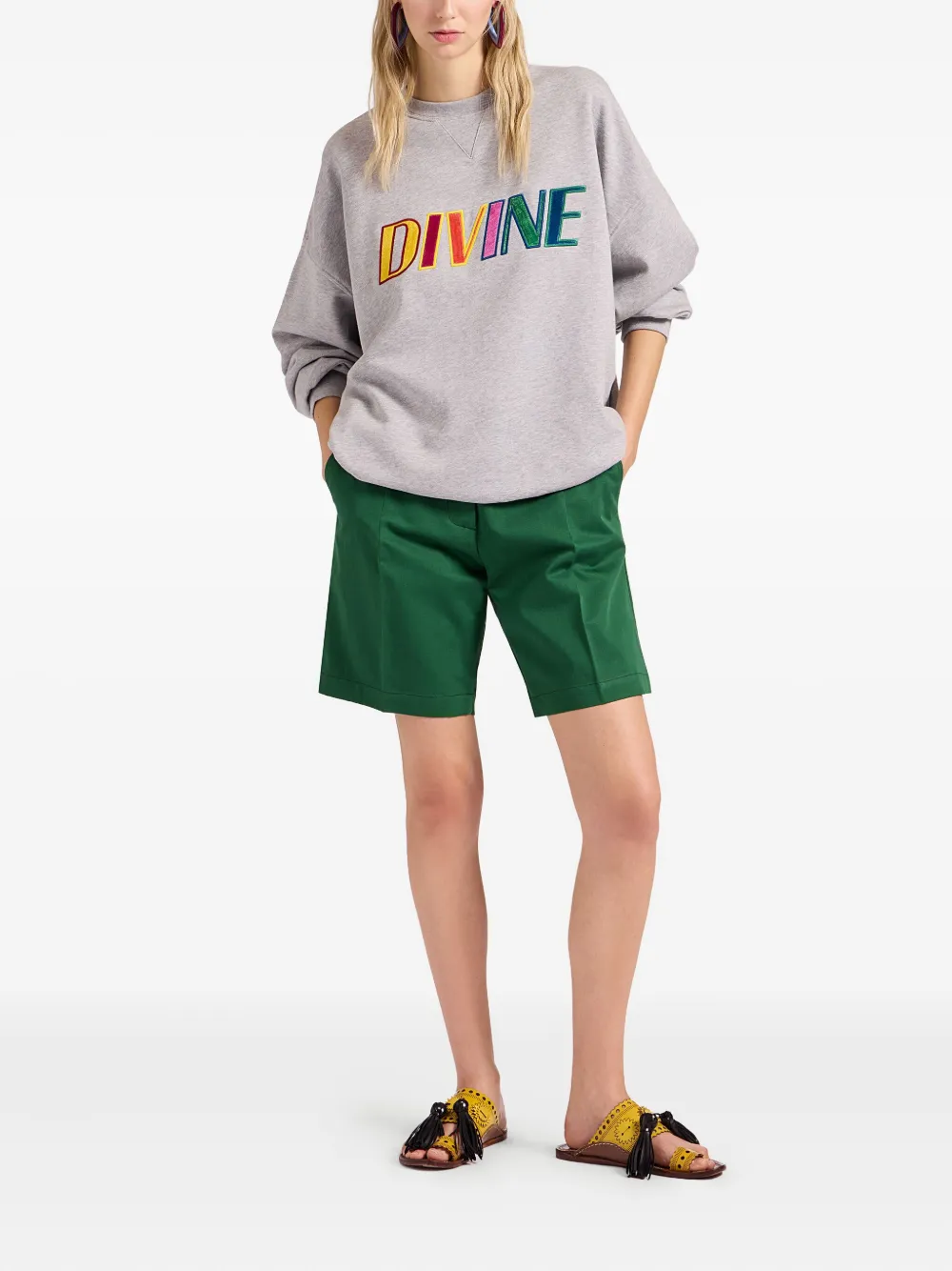 La DoubleJ Off Court divine-embroidered sweatshirt Grijs