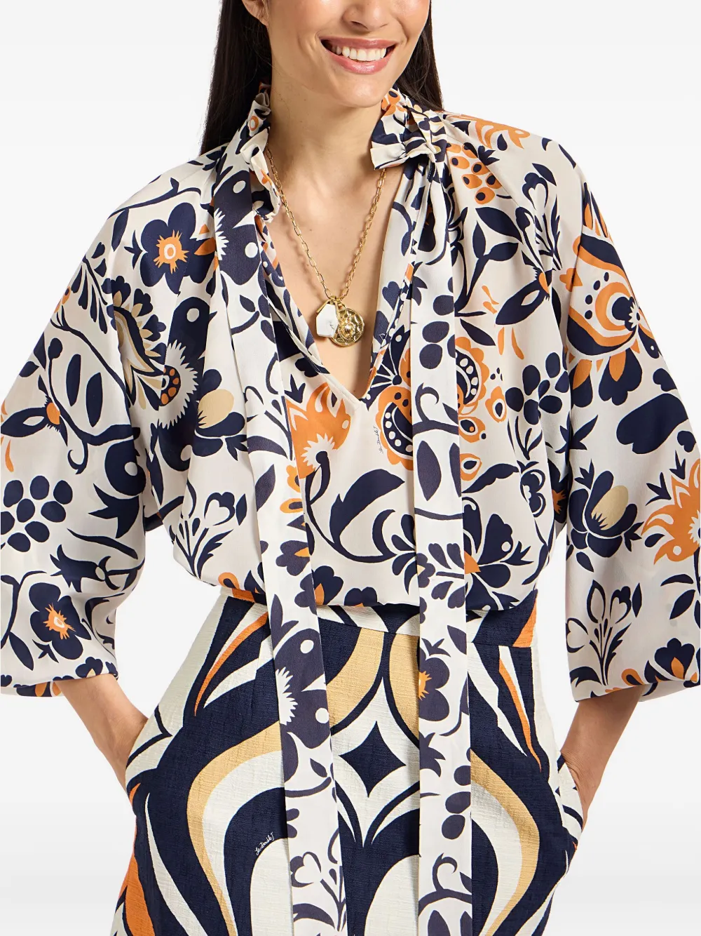 La DoubleJ Cerere ruffled high-neck blouse Wit