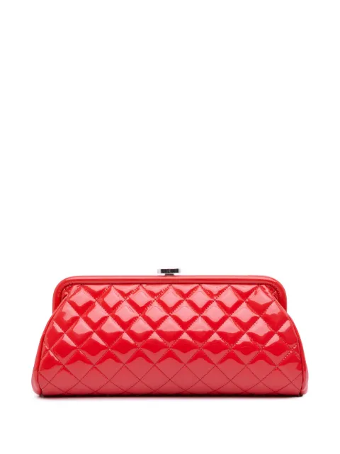 CHANEL Pre-Owned 2015-2016 CC Quilted Patent Kiss Lock clutch bag