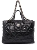 CHANEL Pre-Owned 2008-2009 Large Quilted Glazed Calfskin Portobello satchel - Black