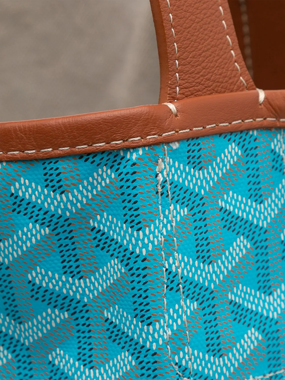 Pre-owned Goyard 2019 Ine Reversible Belharra Tote Bag In Blue