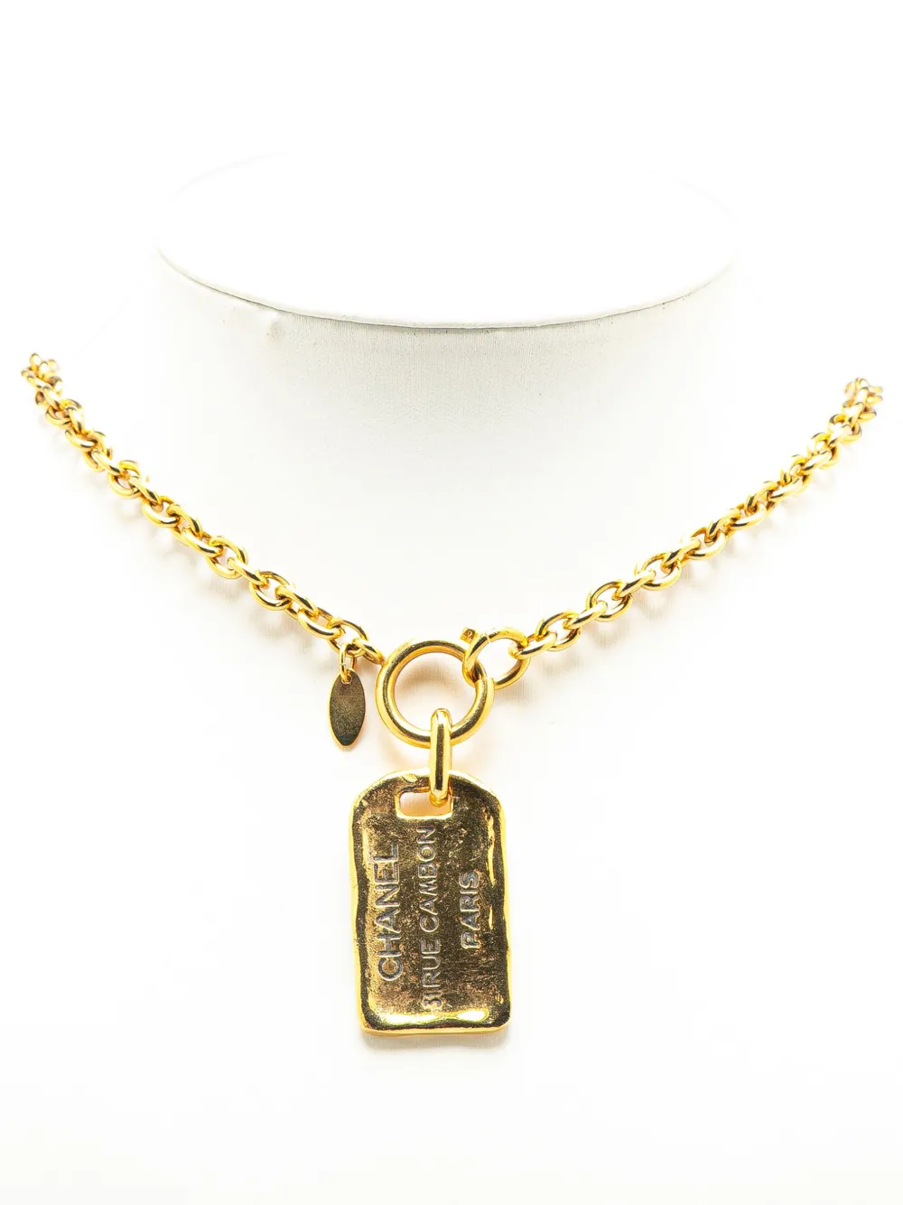 Pre-owned Chanel 1970-1980 Gold Plated 31 Rue Cambon Dog Tag Pendant Necklace Costume Necklace