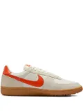 Nike swoosh logo trainers - Neutrals