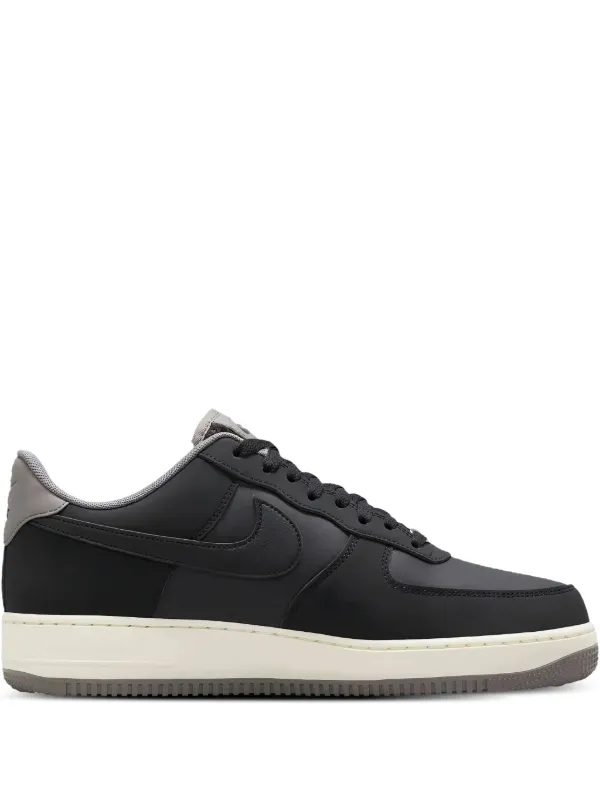 Nike Air Force Low '07 LV8 