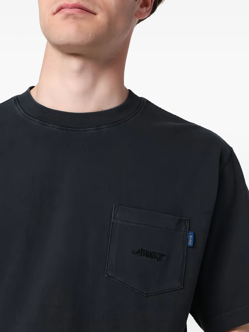 Awake NY T-shirt met zak en korte mouwen Zwart