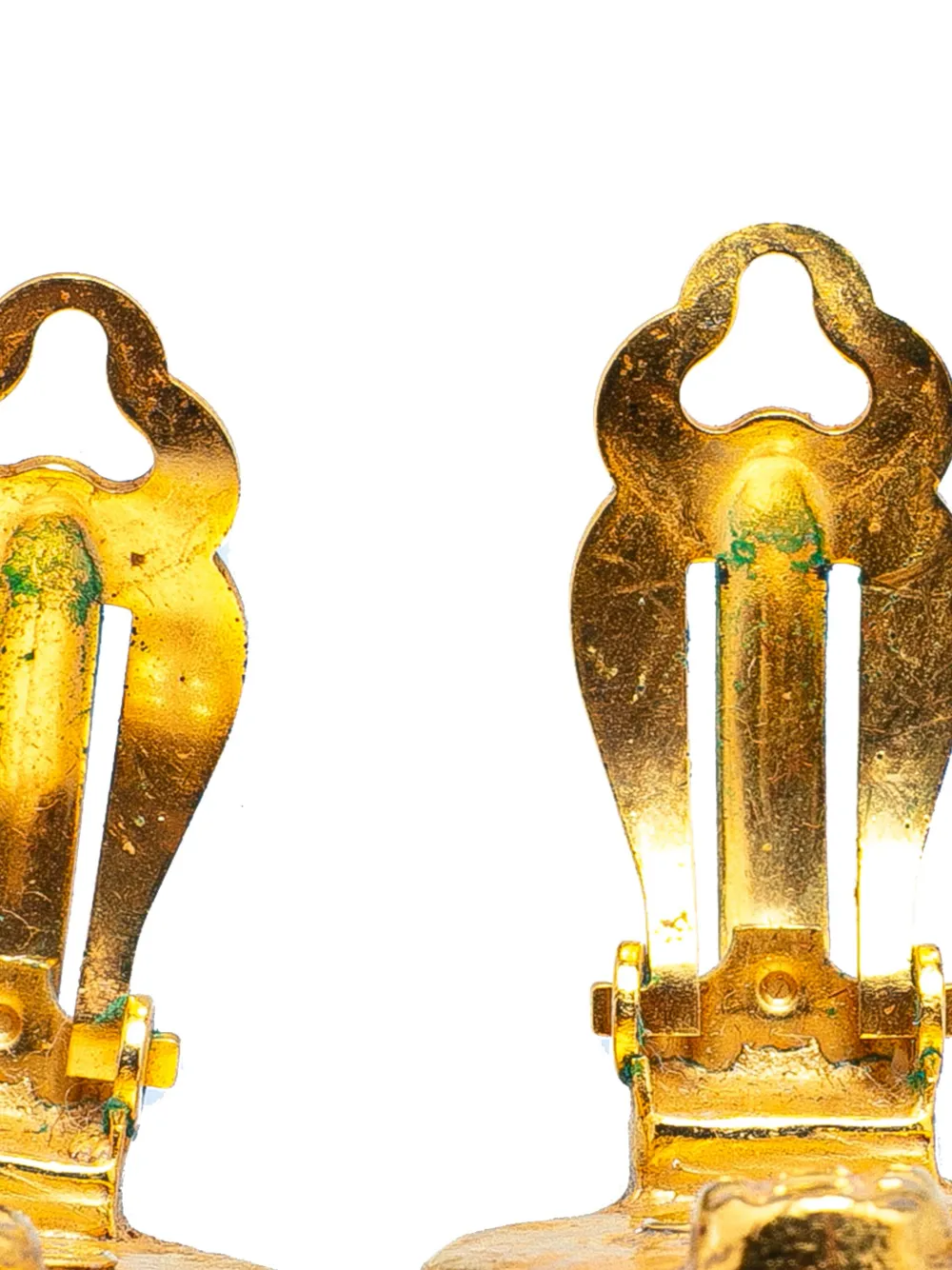 Pre-owned Chanel 1997 Gold Plated Cc Rhombus Clip On Earrings Costume Earrings