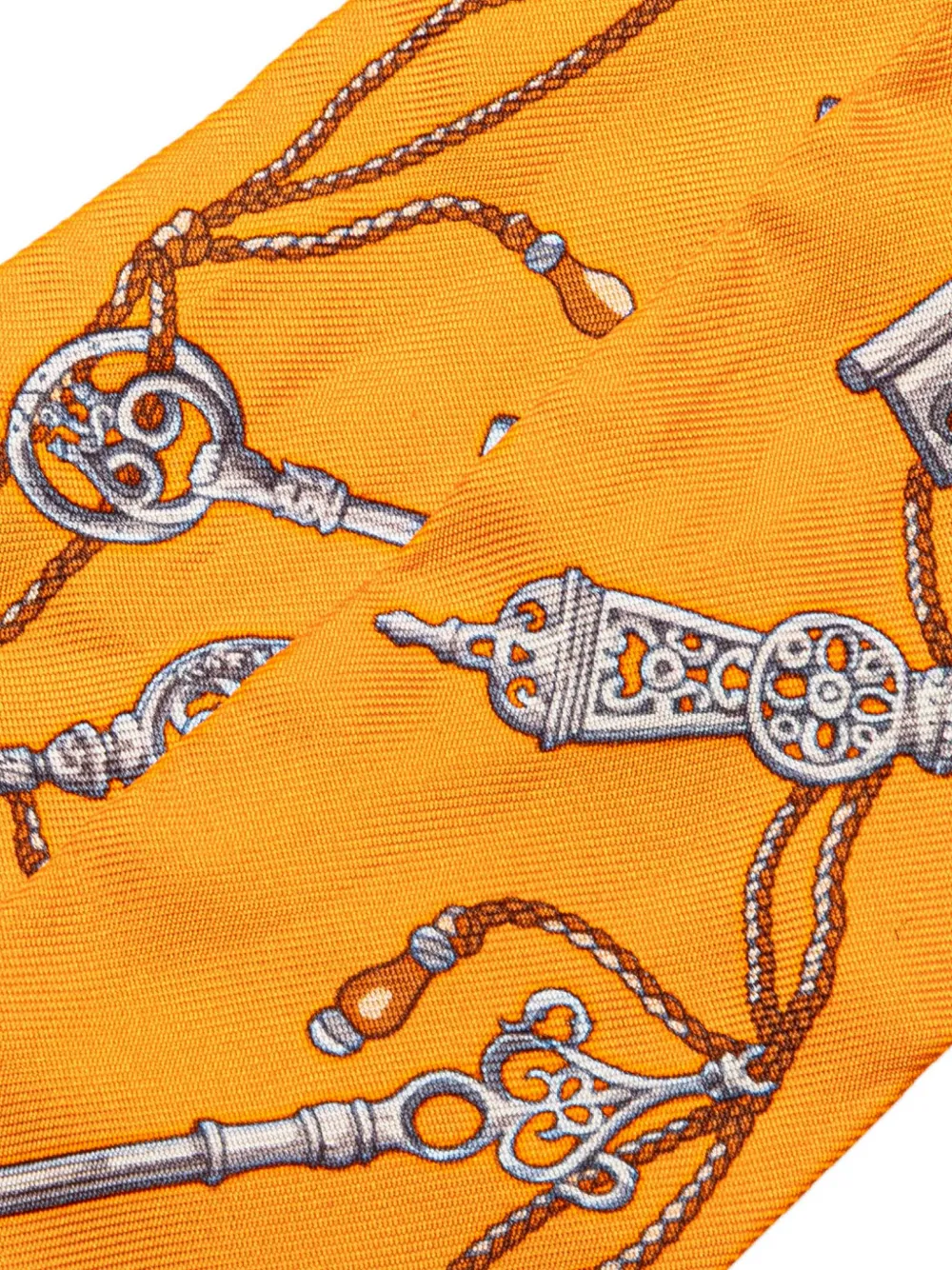 Hermès Pre-Owned mascada Twilly Les Cles a Pois de seda del siglo XX | Image 2