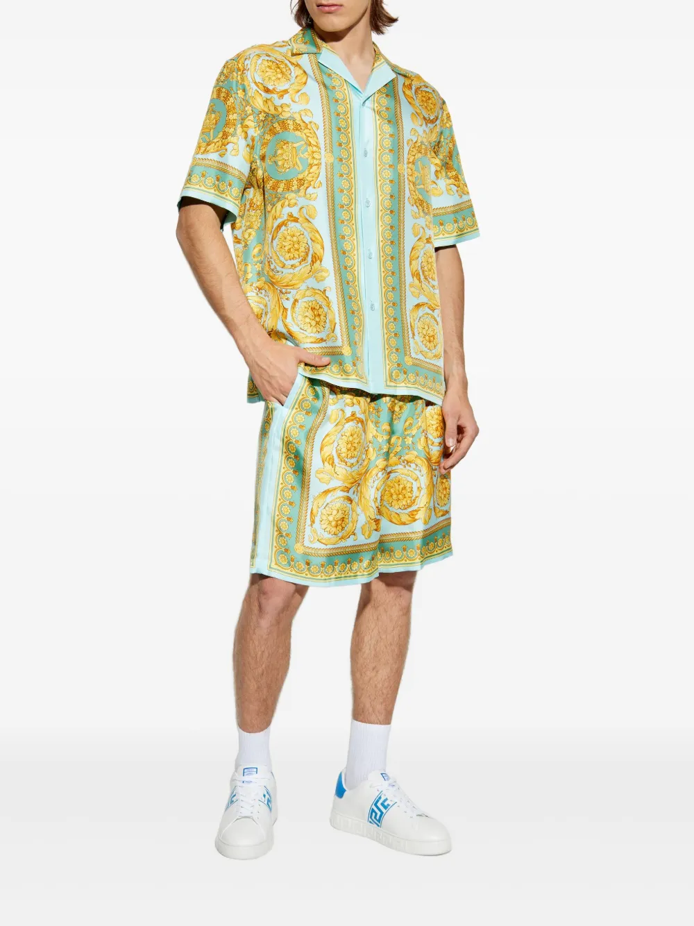 Versace Barocco-print silk shorts - Groen