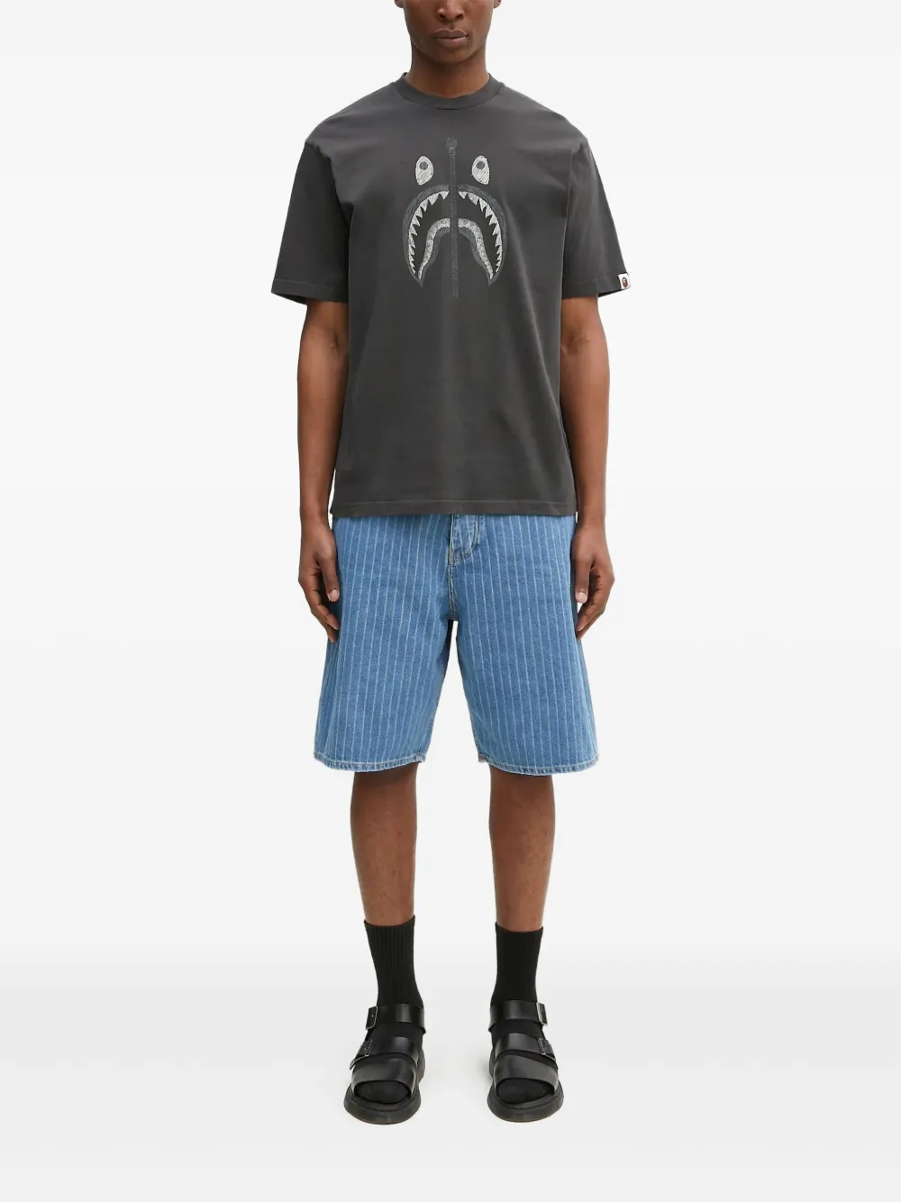 A BATHING APE® shark-head T-shirt | Black | Image 1