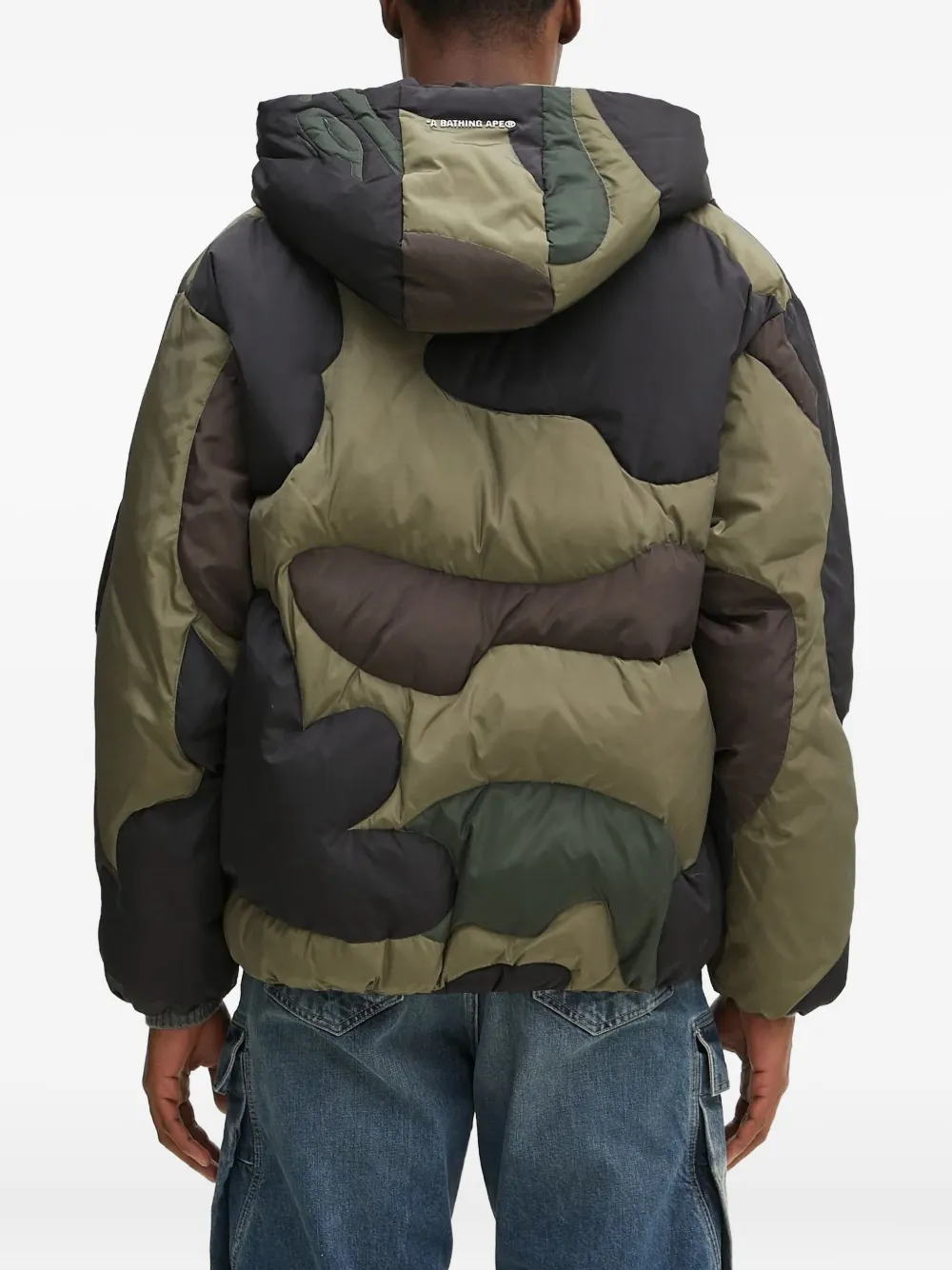 A BATHING APE Gewatteerd jack met camouflageprint Groen