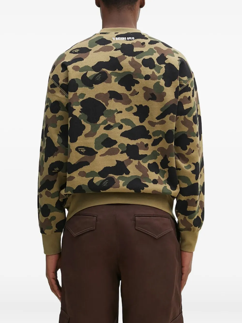 A BATHING APE Sweater met camouflageprint en apekop Beige