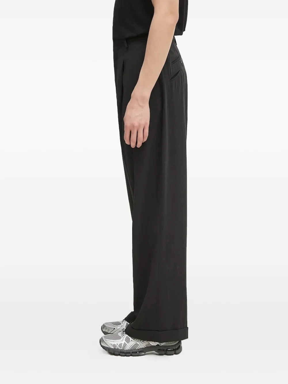 Kenzo pleated cuffed-hem trousers | Black | Image 1