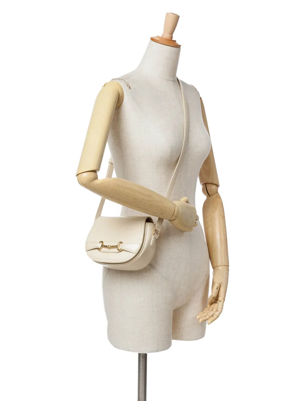 Céline Pre-Owned 2019 kleine Crecy Flap Umhängetasche aus satiniertem Kalbsleder | Pre-owned & Archive | Image 2