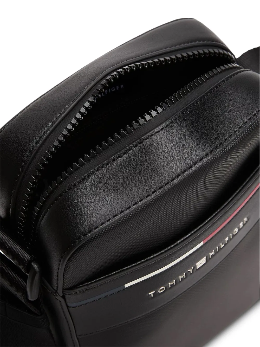 Tommy Hilfiger textured crossbody bag | Image 2