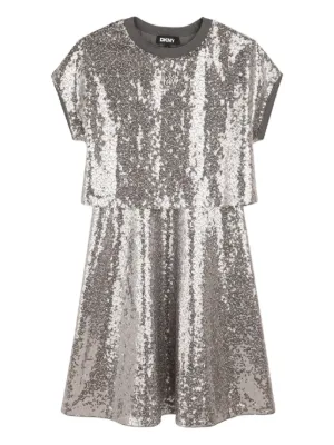 Robe Fille DKNY En Coton Satiné à Volants – Taille 4T – Couleur Rose Violacé – Sans Manches – Occasion Très Bon état