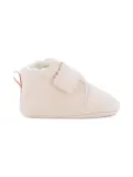 Chloé Kids scalloped-edge booties - Neutrals