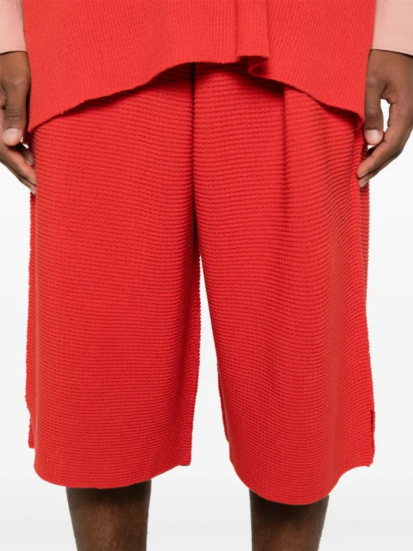 Homme Plissé Issey Miyake ショートパンツ | レッド | FARFETCH JP