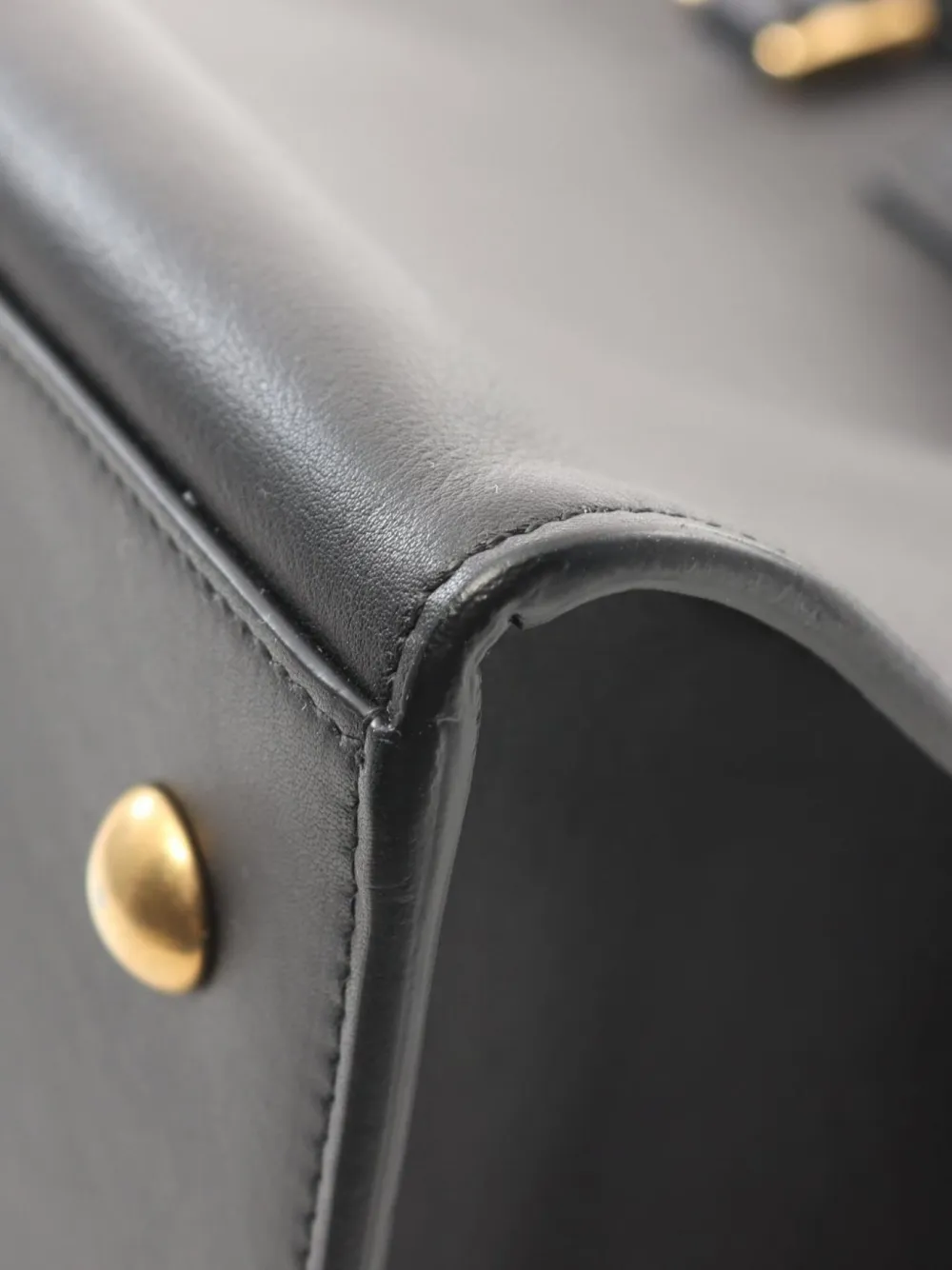 Pre-owned Saint Laurent 10's Petit Cabas Y Line Tote Bag
