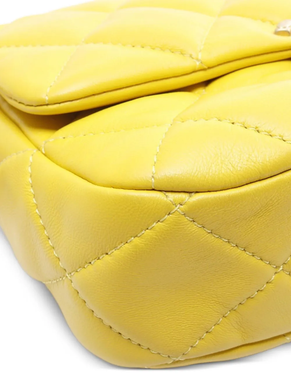 Pre-owned Chanel 2021 Mini Matelasse Chain Handbag