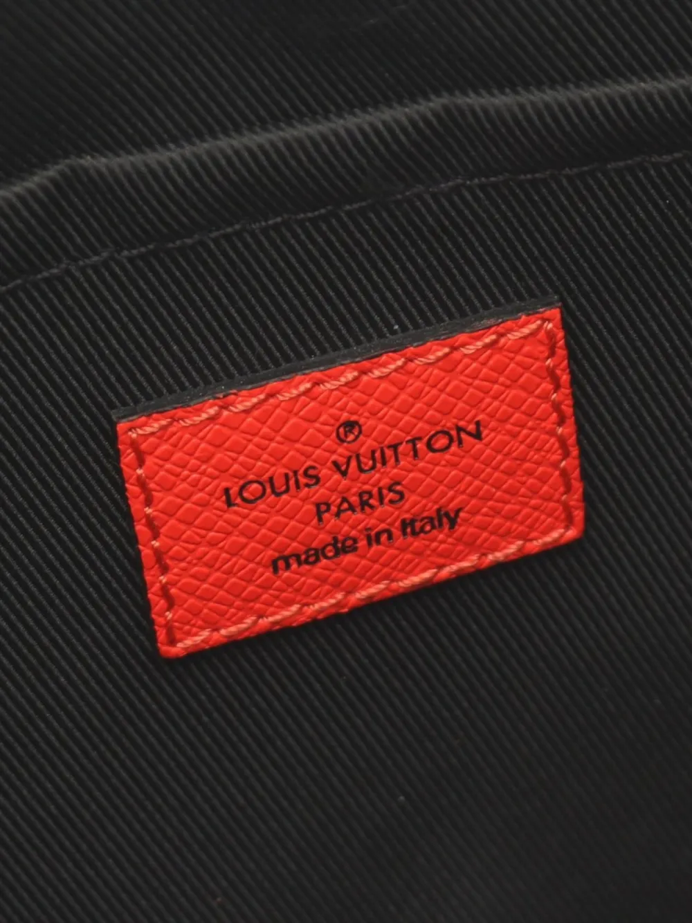 Pre-owned Louis Vuitton 2021s Outdoor Messenger Pm Shoulder Bag