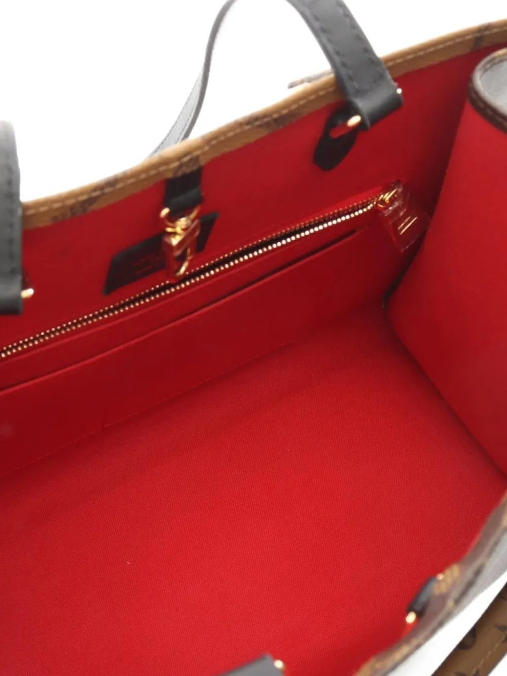 Pre-owned Louis Vuitton 2021 On-the-go Mm Shoulder Bag In Brown