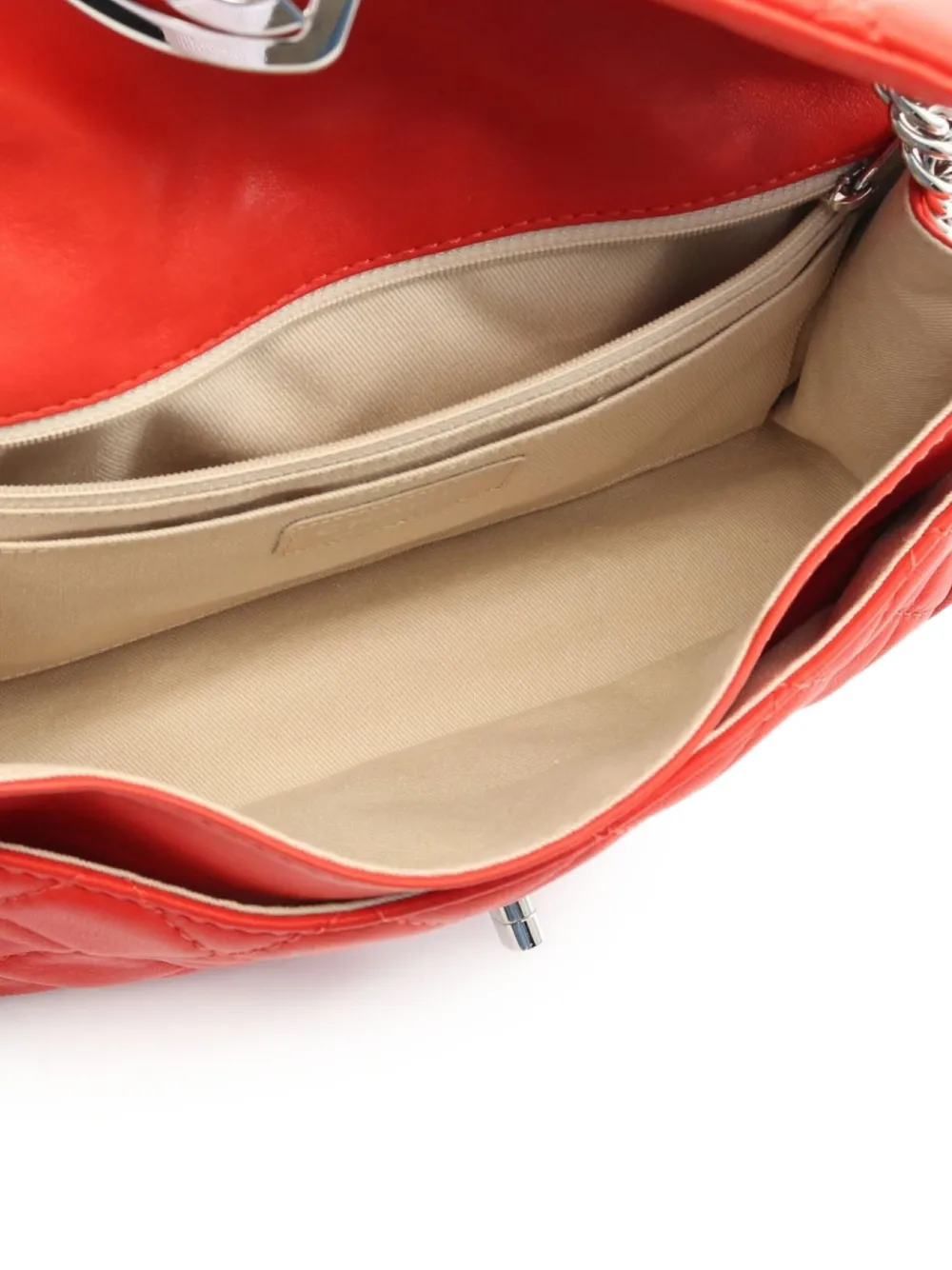Pre-owned Chanel 2006-2008 Matelasse Shoulder Bag In Red