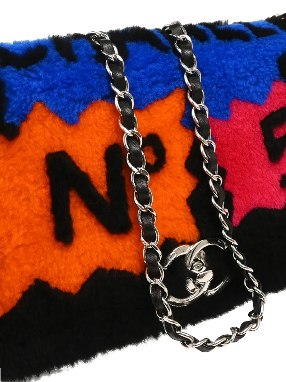 Pre-owned Chanel Graphic Patchwork Shoulder Bag