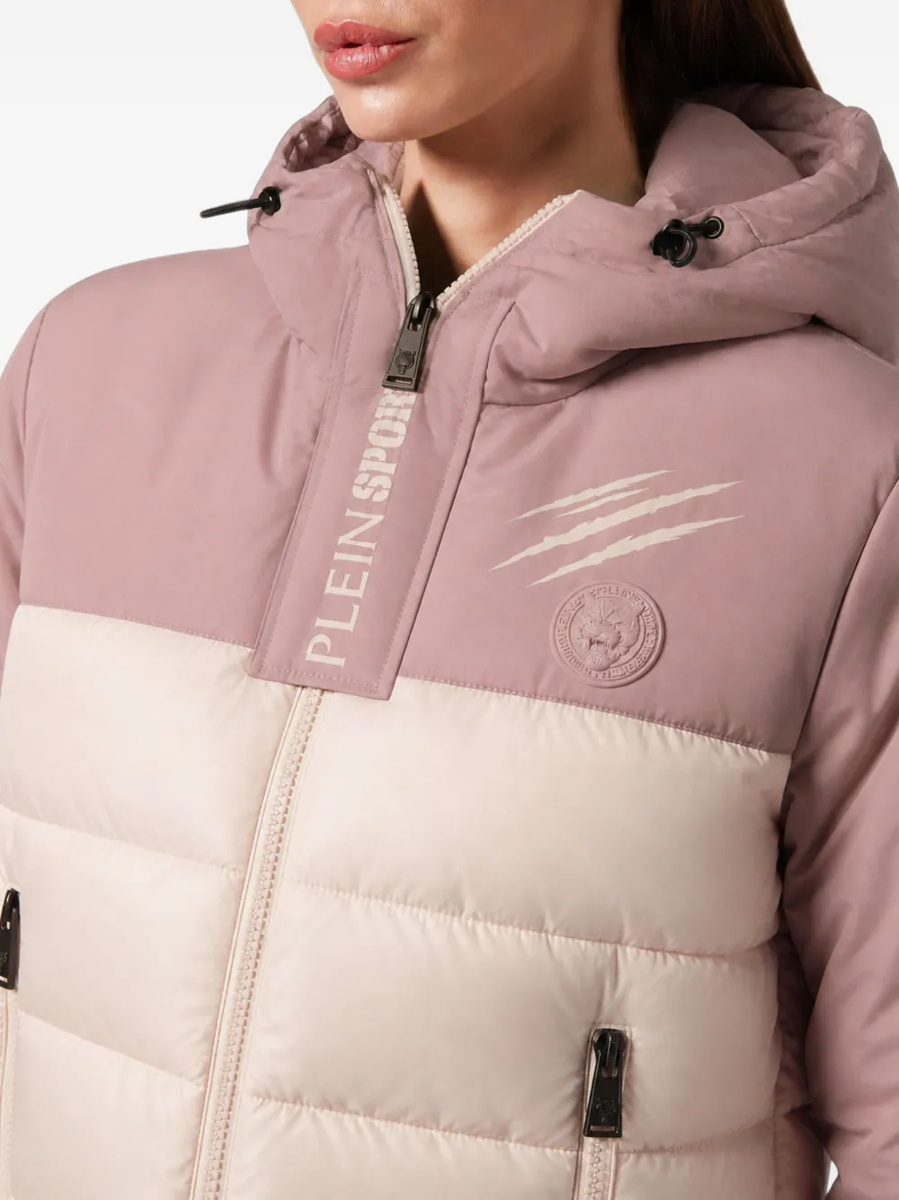 Plein Sport Scratch logo-patch puffer jacket Roze