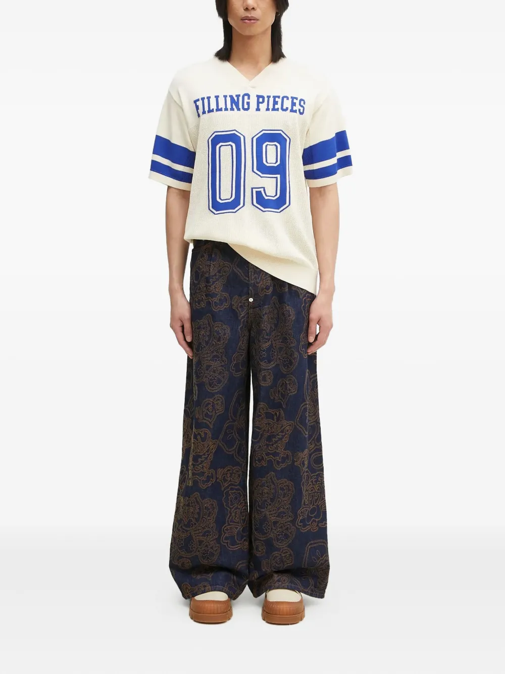Filling Pieces v-neck logo-print T-shirt | T-Shirts | Image 2