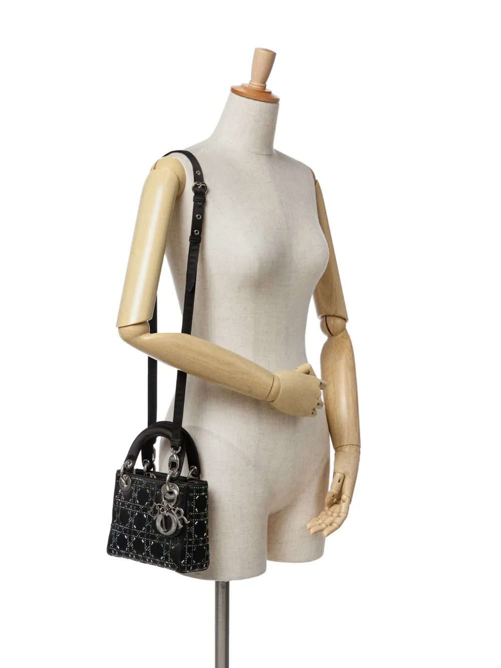 Christian Dior Pre-Owned شنطة 'ليدي ديور' ساتان صغيرة بحمالة كتف وزينة كريستال وخياطة كاناج 2018 | كلاسيكيات | Image 2