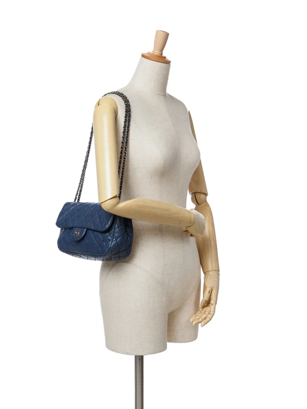 CHANEL Pre-Owned شنطة كتف صغيرة مبطنة بخرز وقلاب 2012-2013 | كلاسيكيات | Image 2