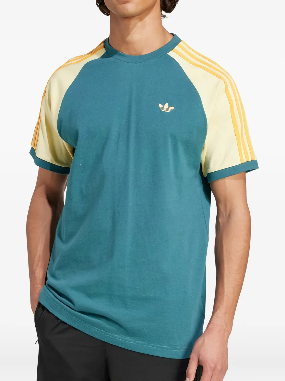 adidas T-shirt met raglanmouwen Groen