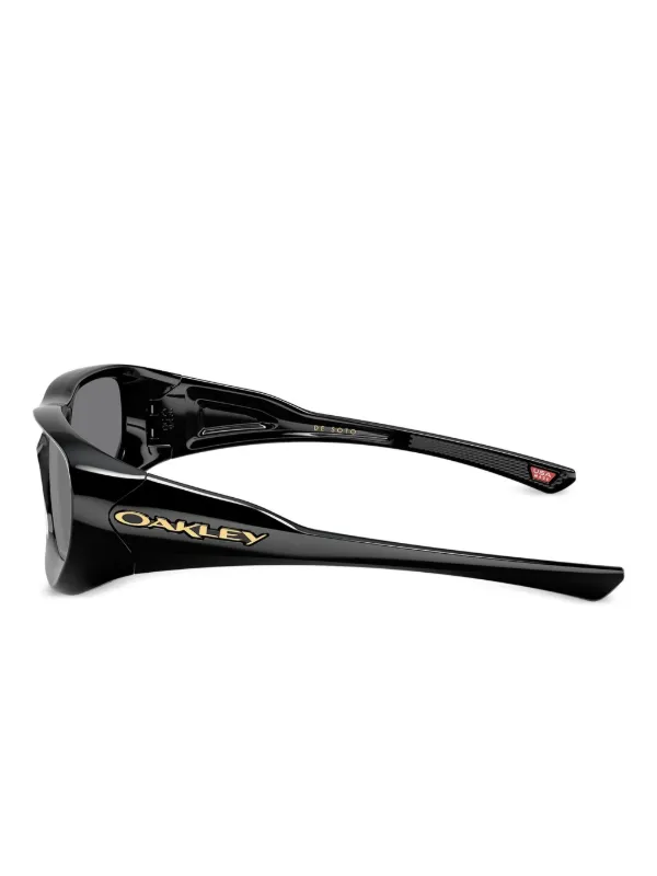 Oakley De Soto Rectangle Sunglasses | ブラック | FARFETCH JP