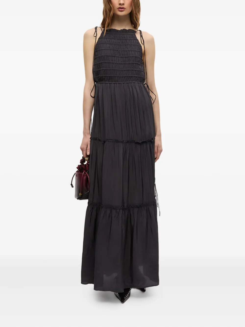 GANNI Gesmockte maxi-dress met gestrikt bandje - Zwart