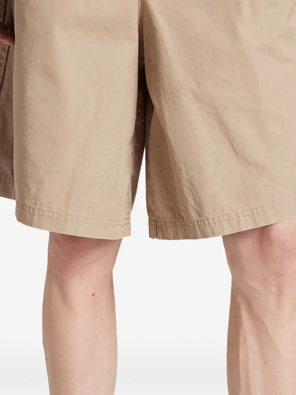 adidas shorts con logo bordado | Shorts de vestir | Image 2