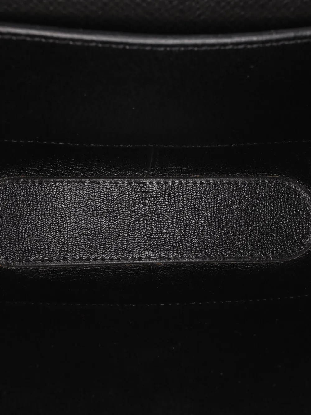 Hermès Pre-owned 2016 Epsom Octogone 23 Crossbody Bag in Black, view 5