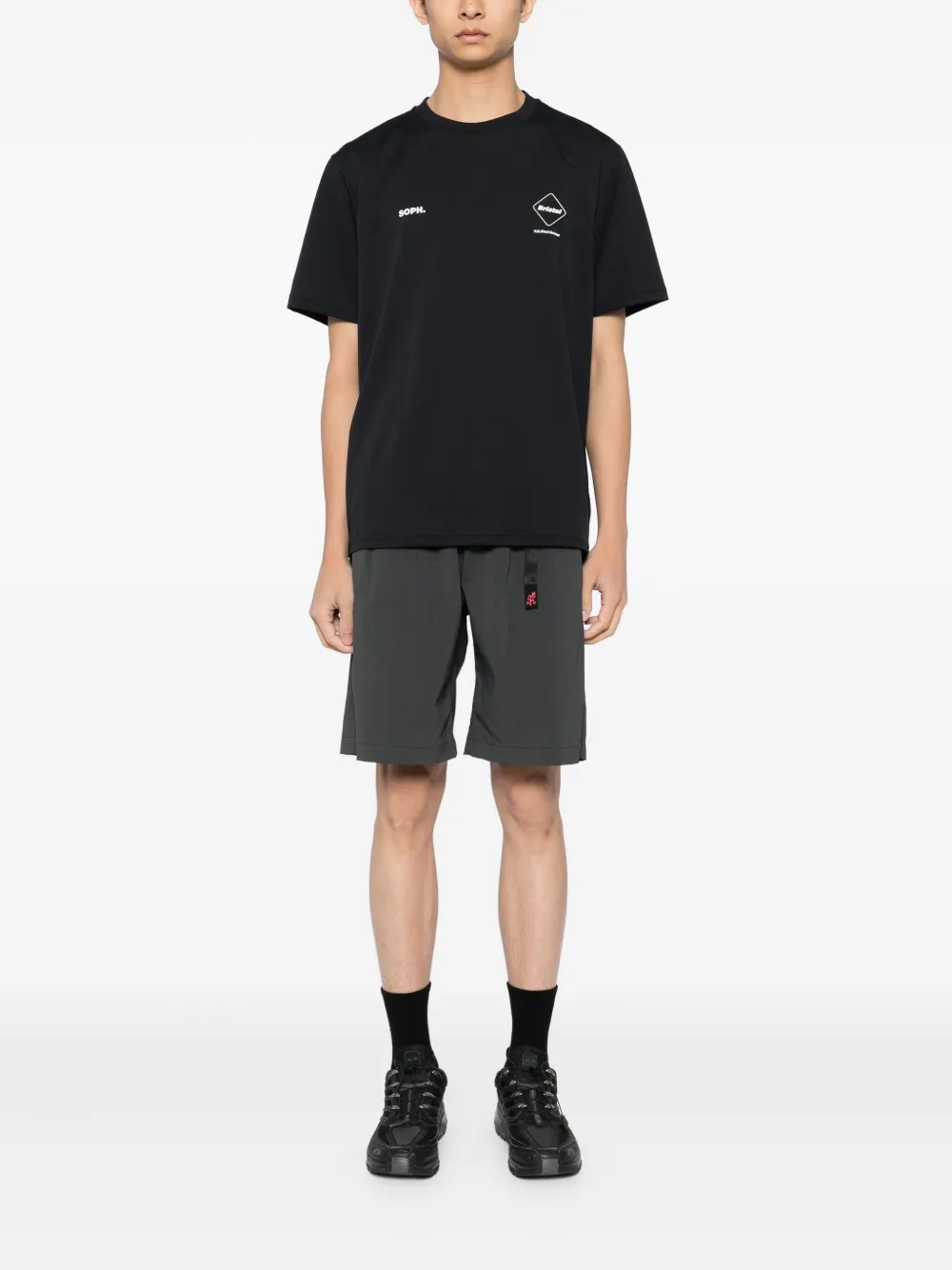 Sophnet. F.C.Real Bristol T-shirt met logo - Zwart