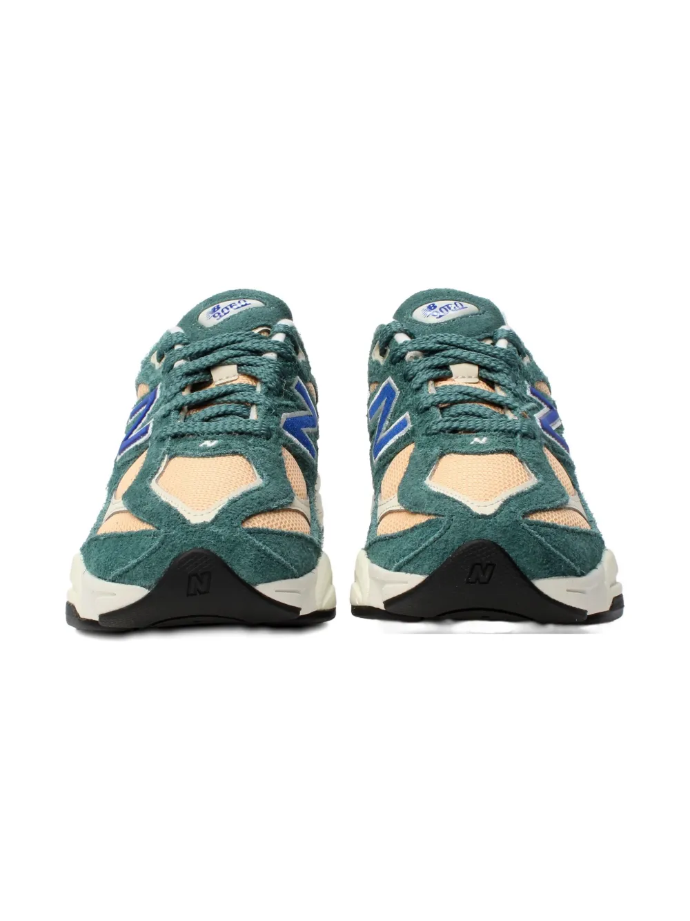 New Balance Kids 9060 suede trainers Green