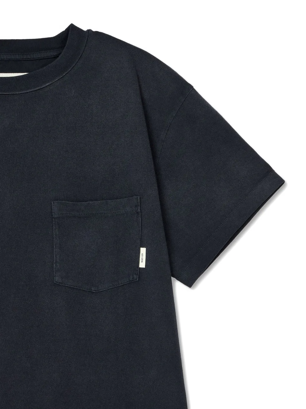 Man On The Boon. T-shirt met zakdetail Zwart