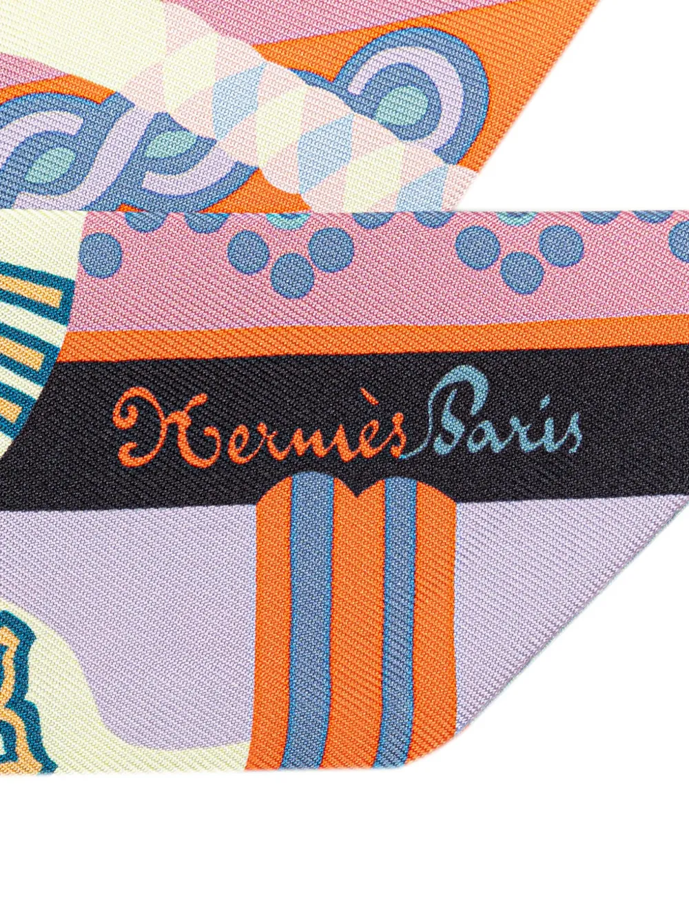 Pre-owned Hermes 2020-2024 Fantaisie D Etriers Silk Twilly Scarf Scarves