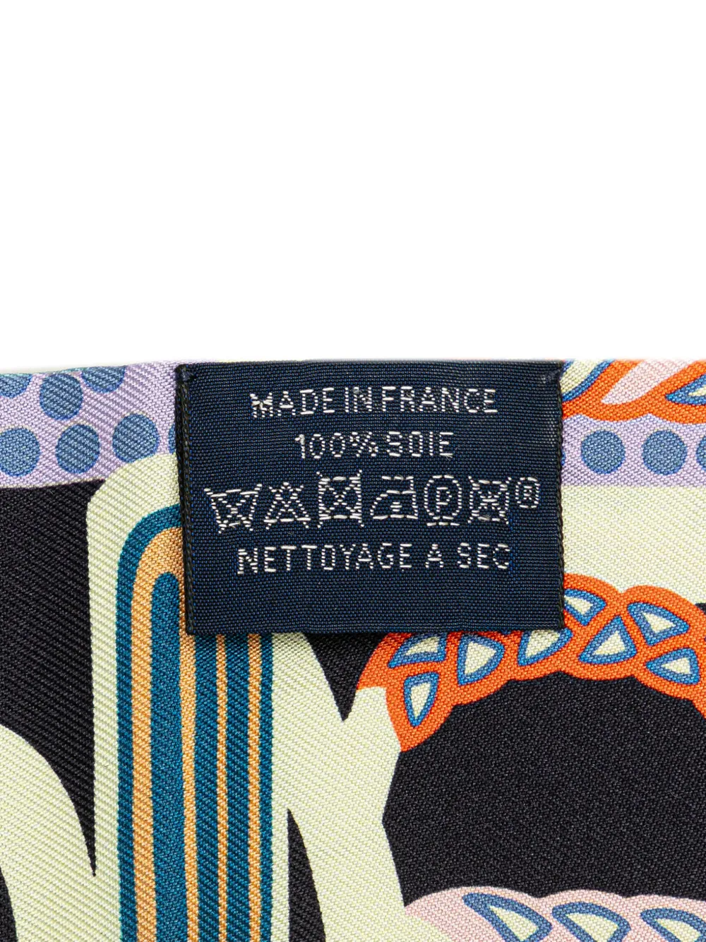 Pre-owned Hermes 2020-2024 Fantaisie D Etriers Silk Twilly Scarf Scarves