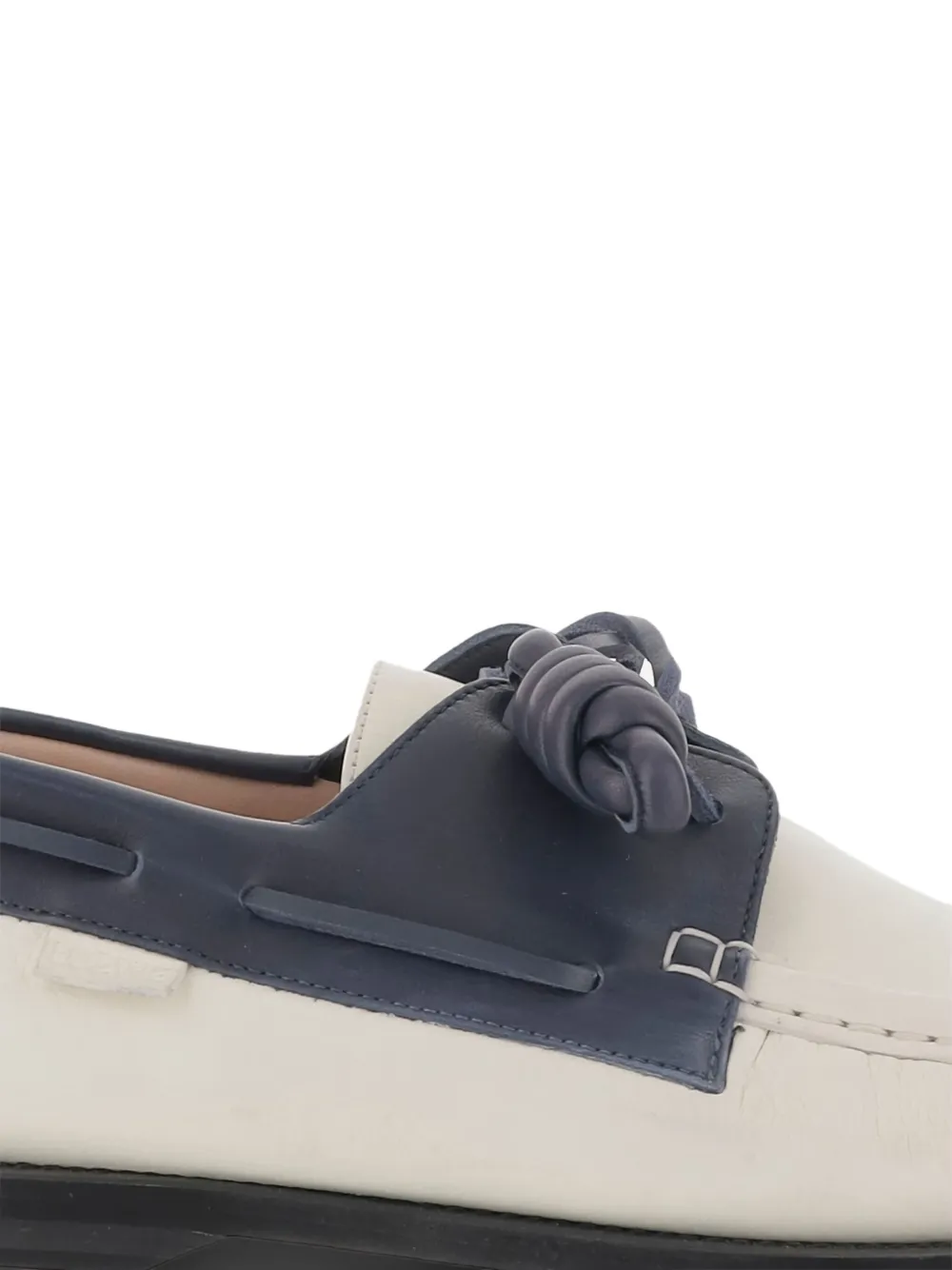 LOEWE Tweekleurige bootschoenen Wit