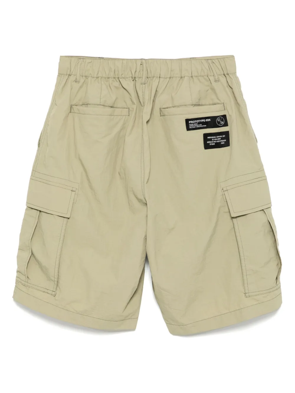 izzue bermudas con parche del logo | Shorts cargo | Image 2