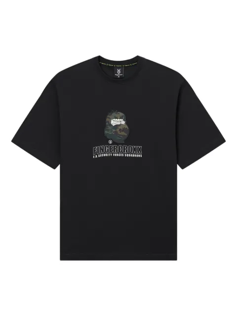 FINGERCROXX camouflage-print T-shirt