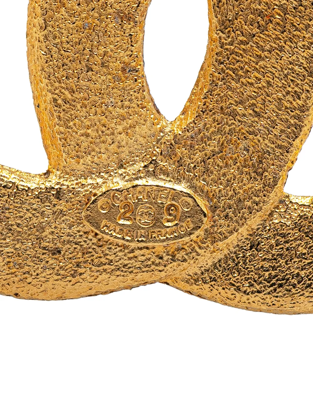 Pre-owned Chanel 1980-1990 Gold Plated Cc Brooch Costume Brooch